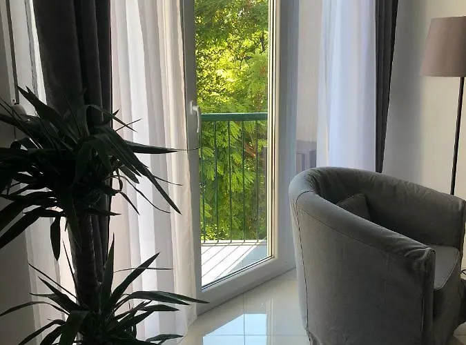 Pensión Marina 4*